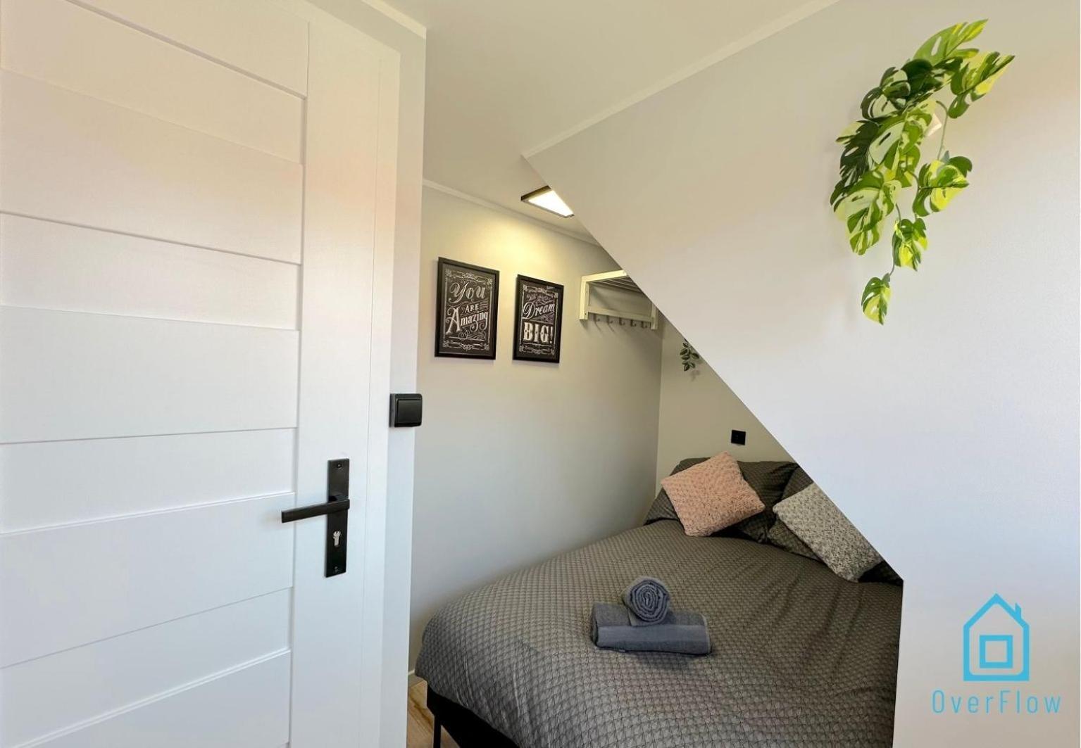 Tiny Homestay *